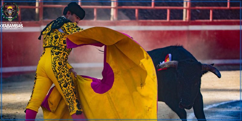 Cotabambas celebra sus 66 años de restitución política con corrida de toros profesional